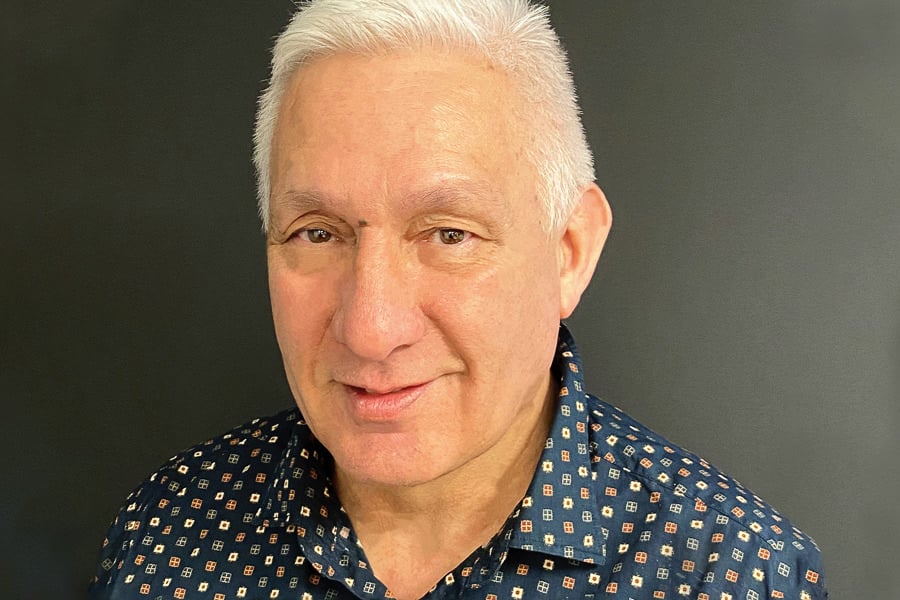 Henare Walmsley - Senior Registered Architect Wellington - Colour
